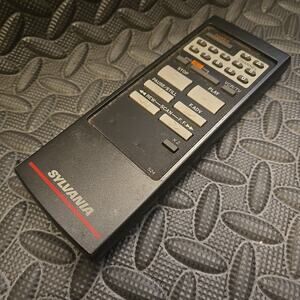 Sylvania VCR Remote Control S24 Tested Working